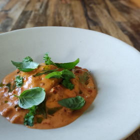 Ravioli in Loterman saus