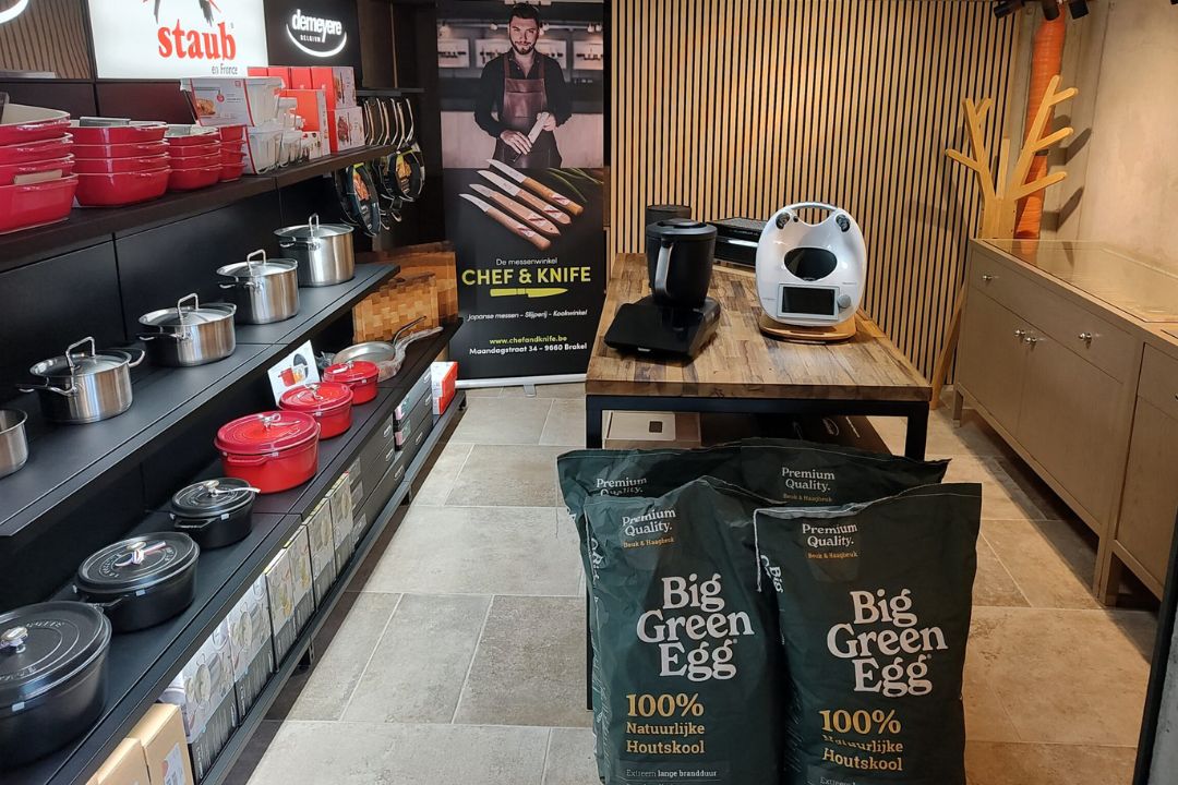 Chef & Knife interieur kookwinkel te Brakel