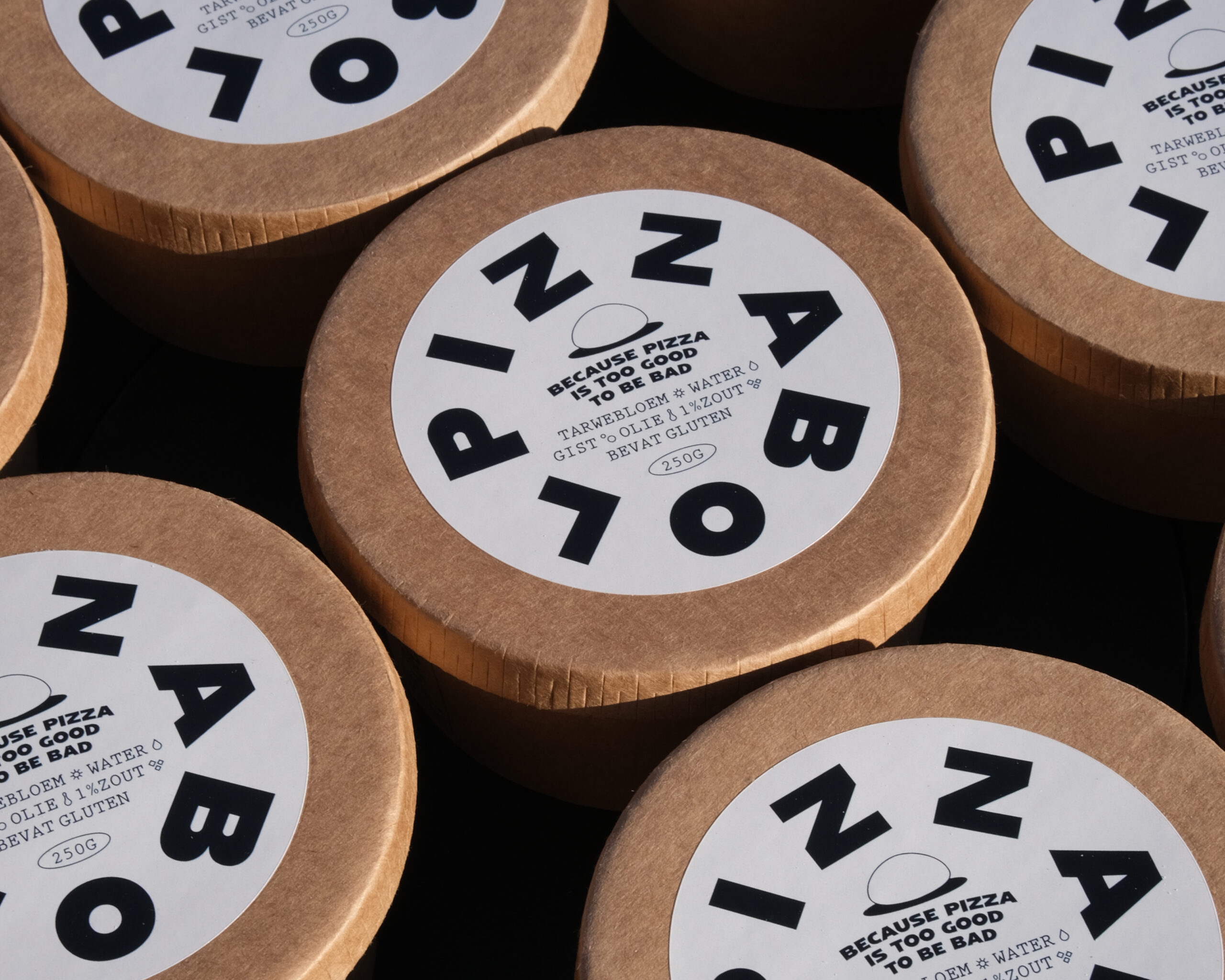 Diepgevroren pizzabollen van Pizzabol voor Napolitaanse pizza met luchtig deeg